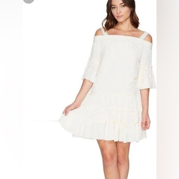 Romeo & Juliet Couture Beach Off-Shoulder Cream Cover Up Dress Size M - Picture 1 of 8